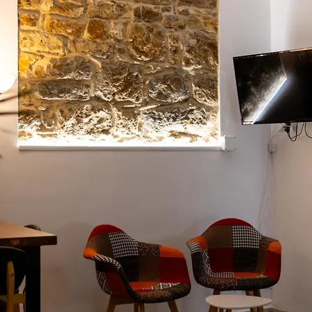 L'ombelico Del Monte - In Centro Storico Апартаменты *