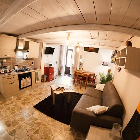 L'ombelico Del Monte - In Centro Storico Апартаменты Пьяцца-Армерина