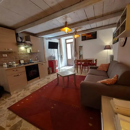 Апартаменты L'ombelico Del Monte - In Centro Storico