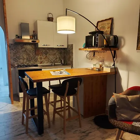 L'ombelico Del Monte - Del Centro Storico - Just Restored 아파트 *