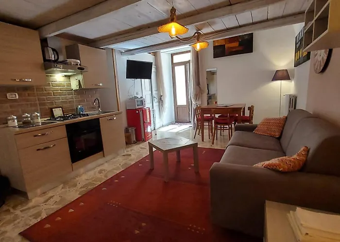 Apartment L'ombelico Del Monte - In Centro Storico